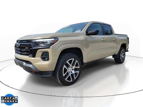 Used 2023 Chevrolet Colorado Z71 w/ Advanced Trailering Package AWD/4WD image 2
