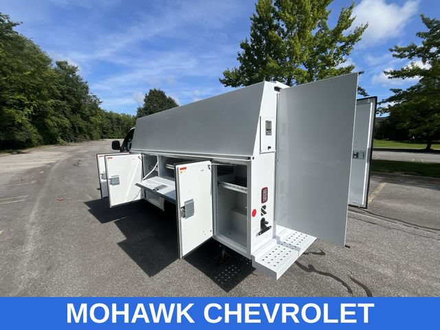 New 2026 Chevrolet Express 3500 w/ Power Convenience Package RWD image 17