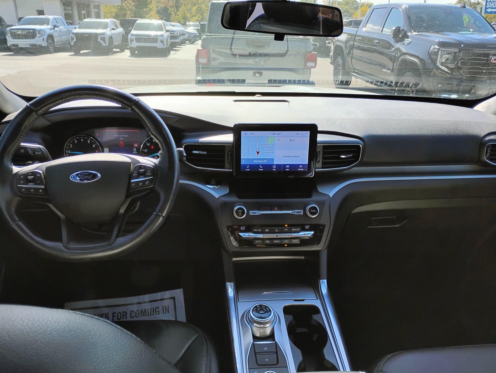 Used 2020 Ford Explorer XLT w/ Equipment Group 202A AWD/4WD image 15