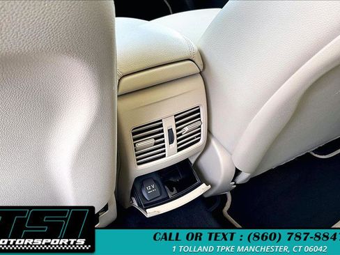 Used 2016 Mercedes-Benz GLA 250 4MATIC image 33