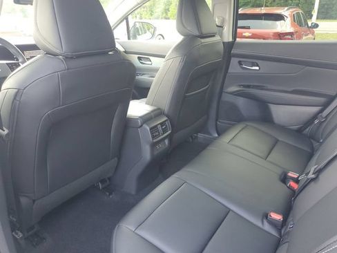 Certified 2025 Nissan Murano SL AWD/4WD image 10