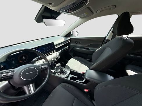 Certified 2025 Hyundai Kona SE image 20