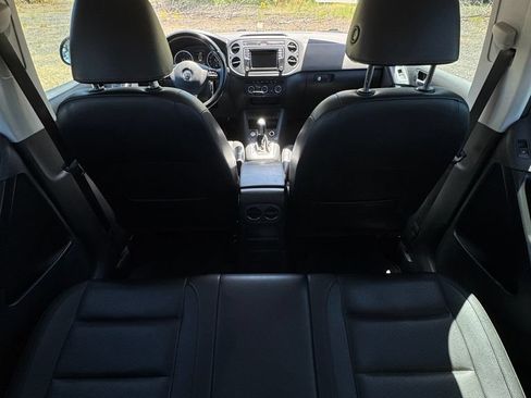 Used 2017 Volkswagen Tiguan S AWD/4WD image 13