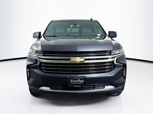 Used 2022 Chevrolet Tahoe LT w/ Luxury Package AWD/4WD image 2