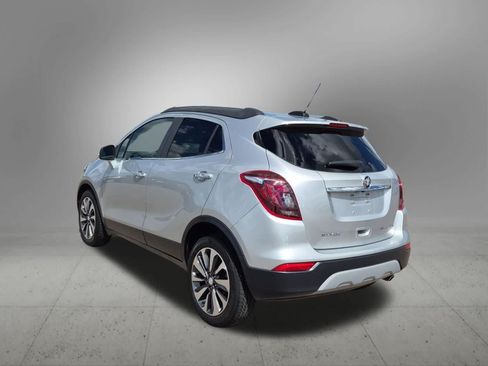 Used 2018 Buick Encore Essence FWD image 4