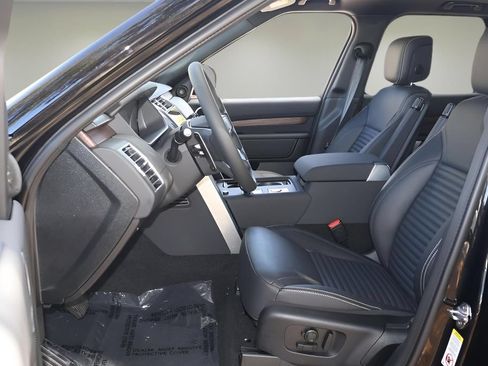New 2026 Land Rover Discovery S AWD/4WD image 14