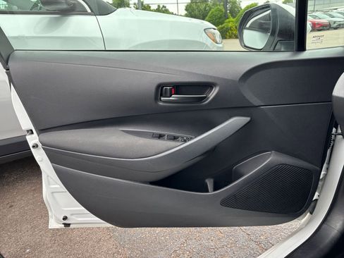 Used 2023 Toyota Corolla LE FWD image 18