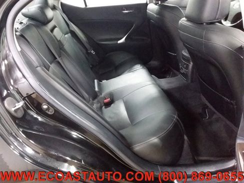 Used 2009 Lexus IS 350 w/ Premium Pkg image 16