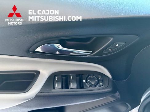 Used 2024 Chevrolet Equinox LS w/ LS Convenience Package image 9