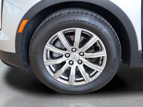 Certified 2021 Cadillac XT4 Premium Luxury w/ Driver Awareness Package image 9