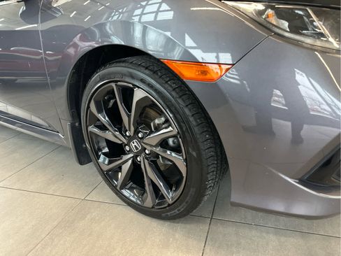 Used 2019 Honda Civic Sport image 17
