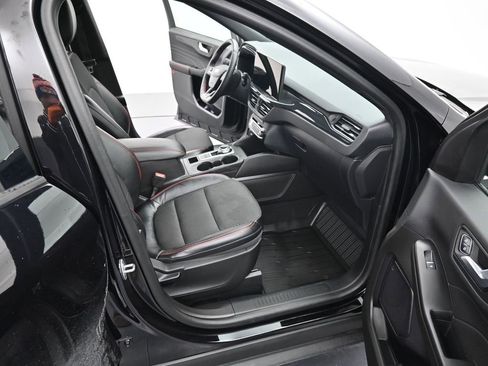 Certified 2023 Ford Escape ST-Line w/ Tech Pack #1 image 34