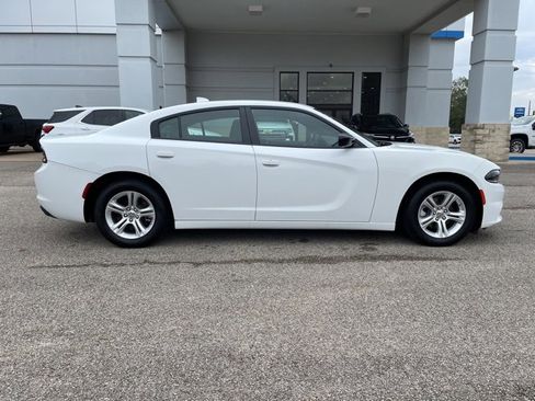 Used 2023 Dodge Charger SXT image 6