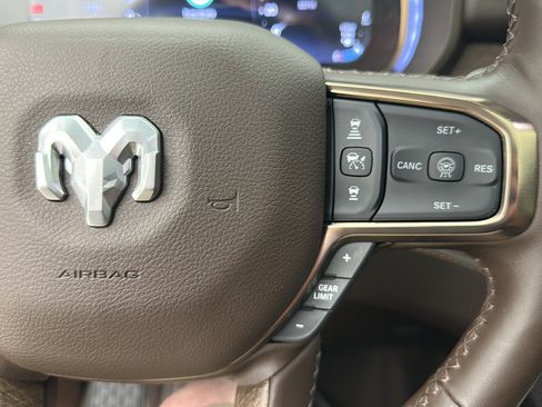 Used 2026 RAM 1500 Limited AWD/4WD image 25