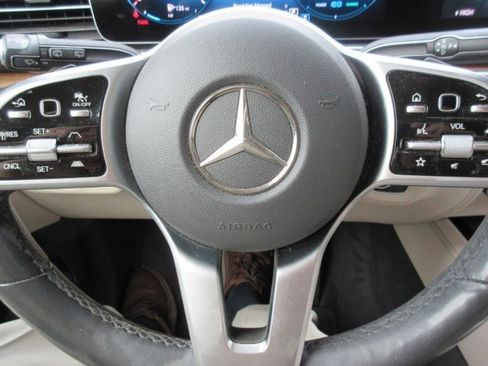 Used 2020 Mercedes-Benz GLE 450 4MATIC image 32