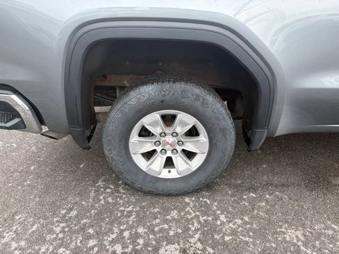 Used 2019 GMC Sierra 1500 SLE w/ SLE Value Package AWD/4WD image 15