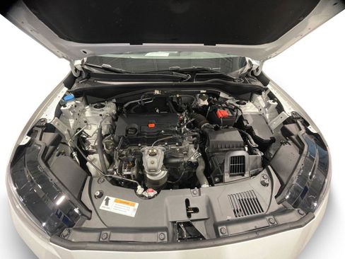 Used 2024 Honda HR-V Sport image 6