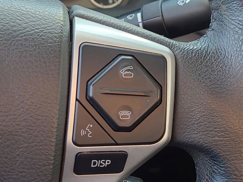 Used 2014 Toyota Tundra Platinum image 26