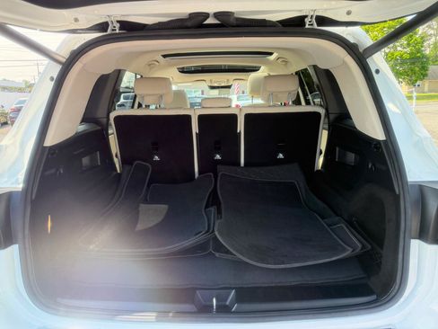 Used 2021 Mercedes-Benz GLB 250 4MATIC image 31