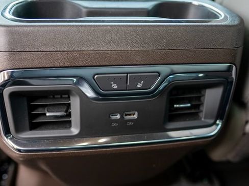 Used 2024 Chevrolet Silverado 1500 LTZ AWD/4WD image 28