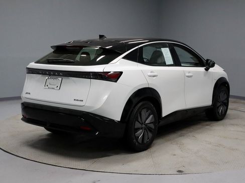 Certified 2023 Nissan Ariya FWD image 15