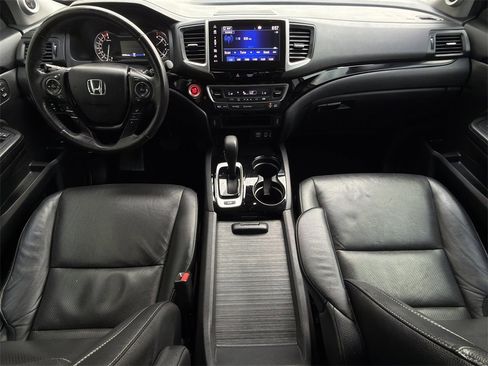 Used 2018 Honda Ridgeline RTL-E image 10