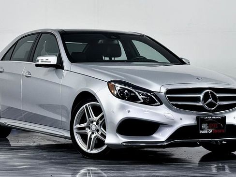 Used 2014 Mercedes-Benz E 350 4MATIC Sedan image 2