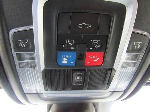 Used 2020 RAM 1500 Limited AWD/4WD image 42