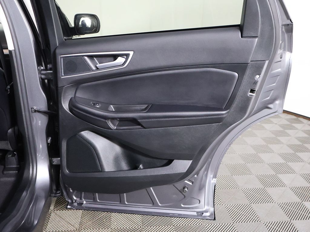 Used 2024 Ford Edge SEL w/ Convenience Package AWD/4WD image 24