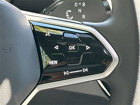 New 2025 Volkswagen ID.4 Pro image 25