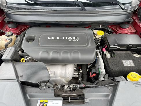 Used 2017 Jeep Cherokee Sport w/ Cold Weather Group AWD/4WD image 23