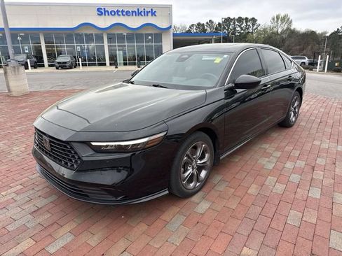 Certified 2023 Honda Accord EX image 1