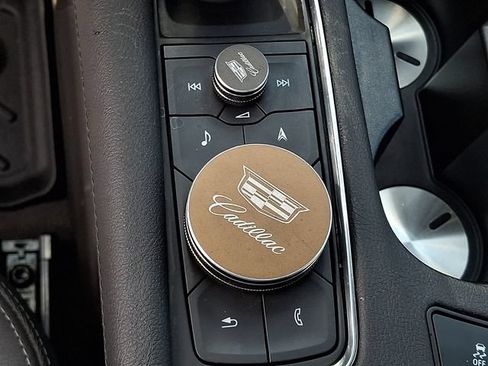 Used 2023 Cadillac XT5 Premium Luxury FWD image 21