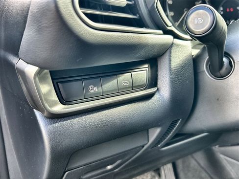 Certified 2024 MAZDA CX-30 AWD 2.5 S w/ Select Sport Pkg image 17