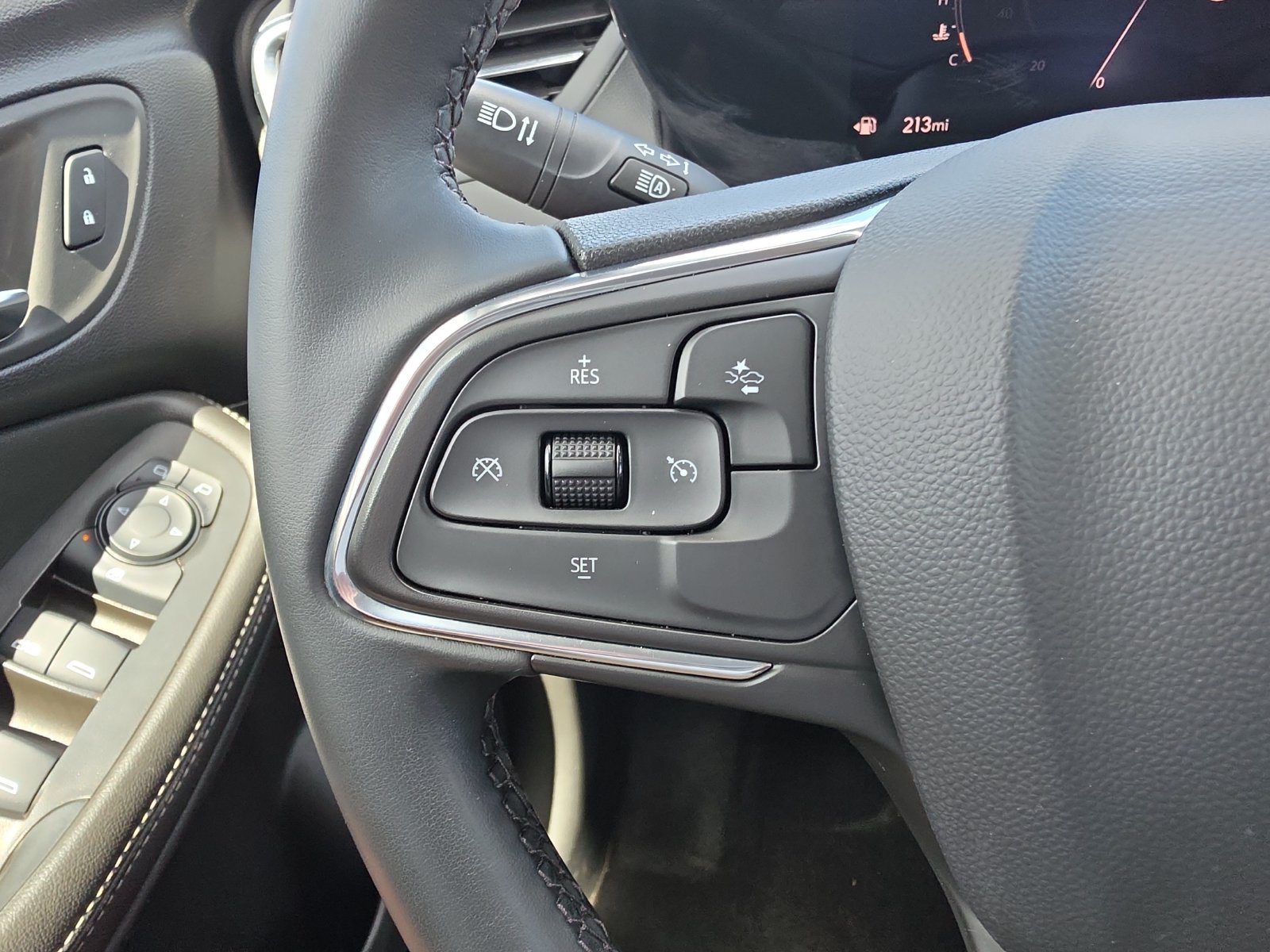 Used 2024 Buick Encore GX Sport Touring FWD image 20
