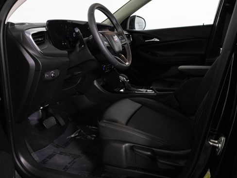 Used 2025 Buick Encore GX Preferred image 19