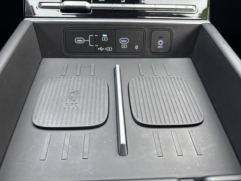 Used 2024 Hyundai Santa Fe Limited image 44