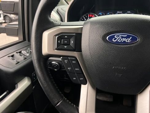 Used 2021 Ford F250 Lariat image 18