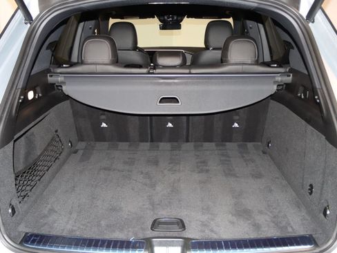 Used 2025 Mercedes-Benz GLE 350 4MATIC w/ Winter Package image 15