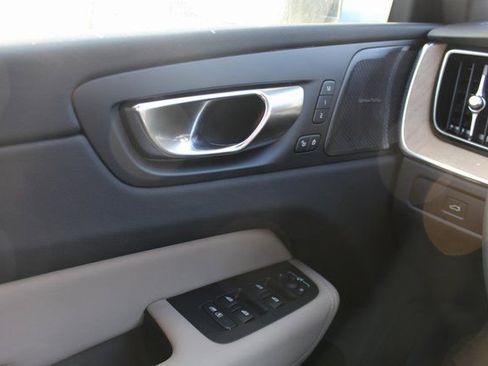 New 2026 Volvo XC60 B5 Plus w/ Protection Package Premier image 19