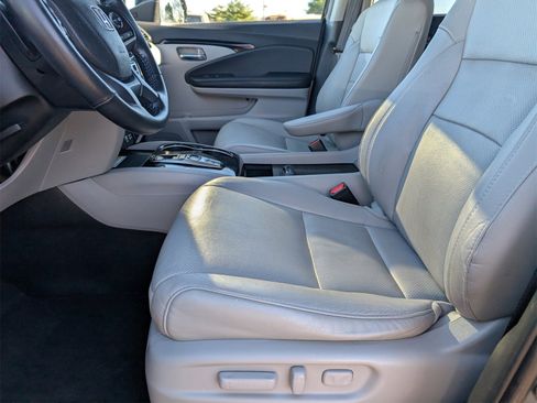 Used 2022 Honda Pilot Elite image 15