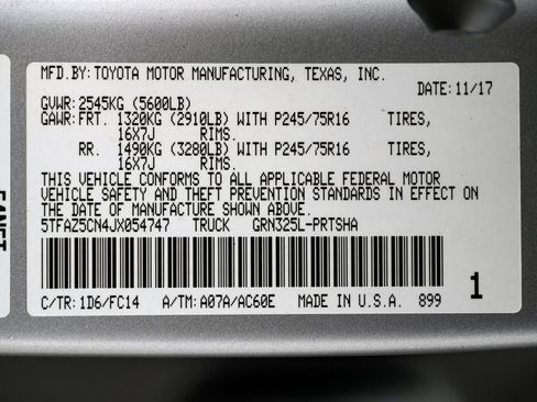 Used 2018 Toyota Tacoma SR5 RWD image 45