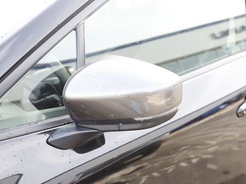 Certified 2025 Subaru Crosstrek 2.0i Premium image 12