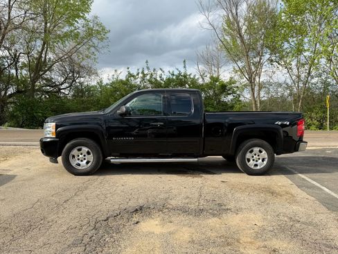 Used 2011 Chevrolet Silverado 1500 LT w/ All-Star Edition image 5