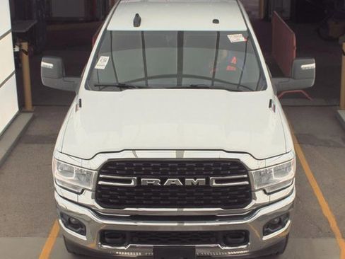 Used 2023 RAM 2500 Big Horn w/ Level 1 Equipment Group image 2