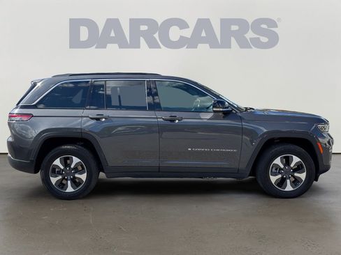Used 2024 Jeep Grand Cherokee Limited 4xe AWD/4WD image 8