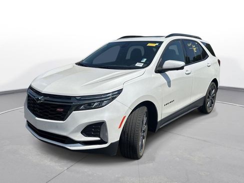 Used 2022 Chevrolet Equinox RS w/ RS Leather Package FWD image 2