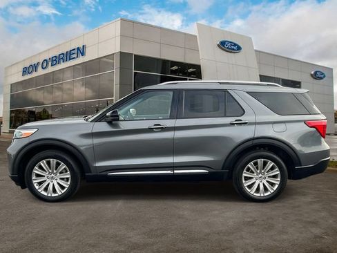 Certified 2024 Ford Explorer Limited w/ Equipment Group 301A AWD/4WD image 2