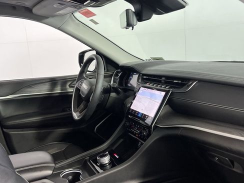 Used 2023 Jeep Grand Cherokee L Limited w/ Luxury Tech Group II image 36