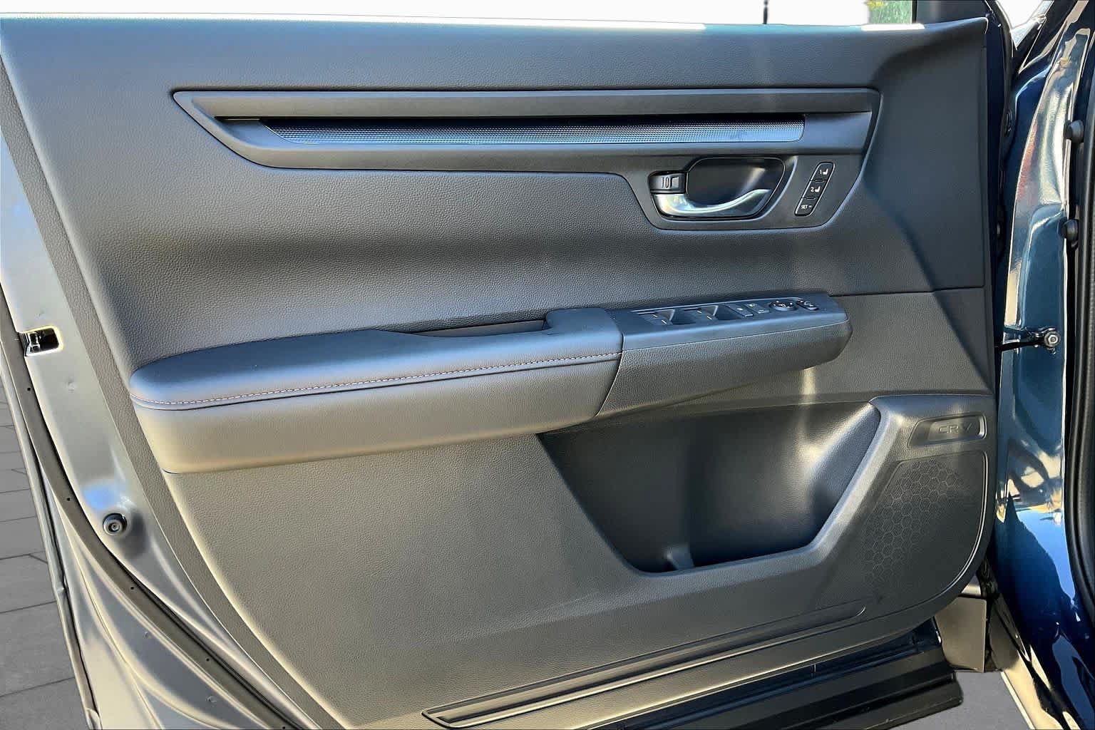 New 2027 Honda CR-V Sport-L image 10